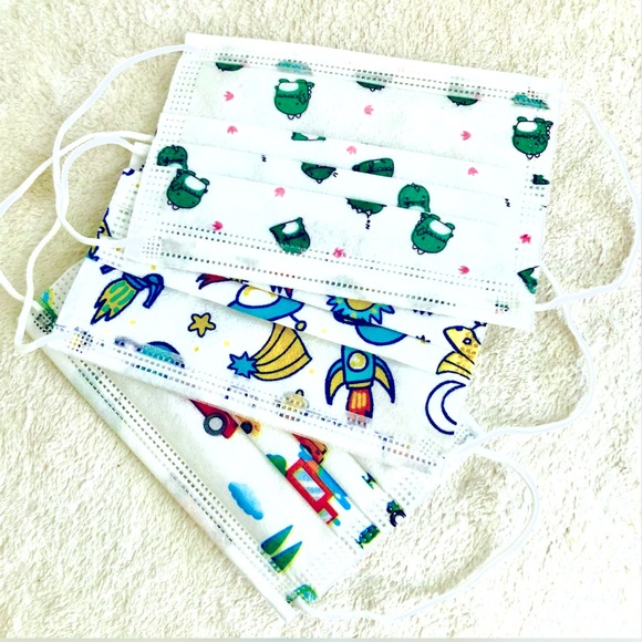 10 pack New Children’s Face Masks Disposable - Picture 1 of 7